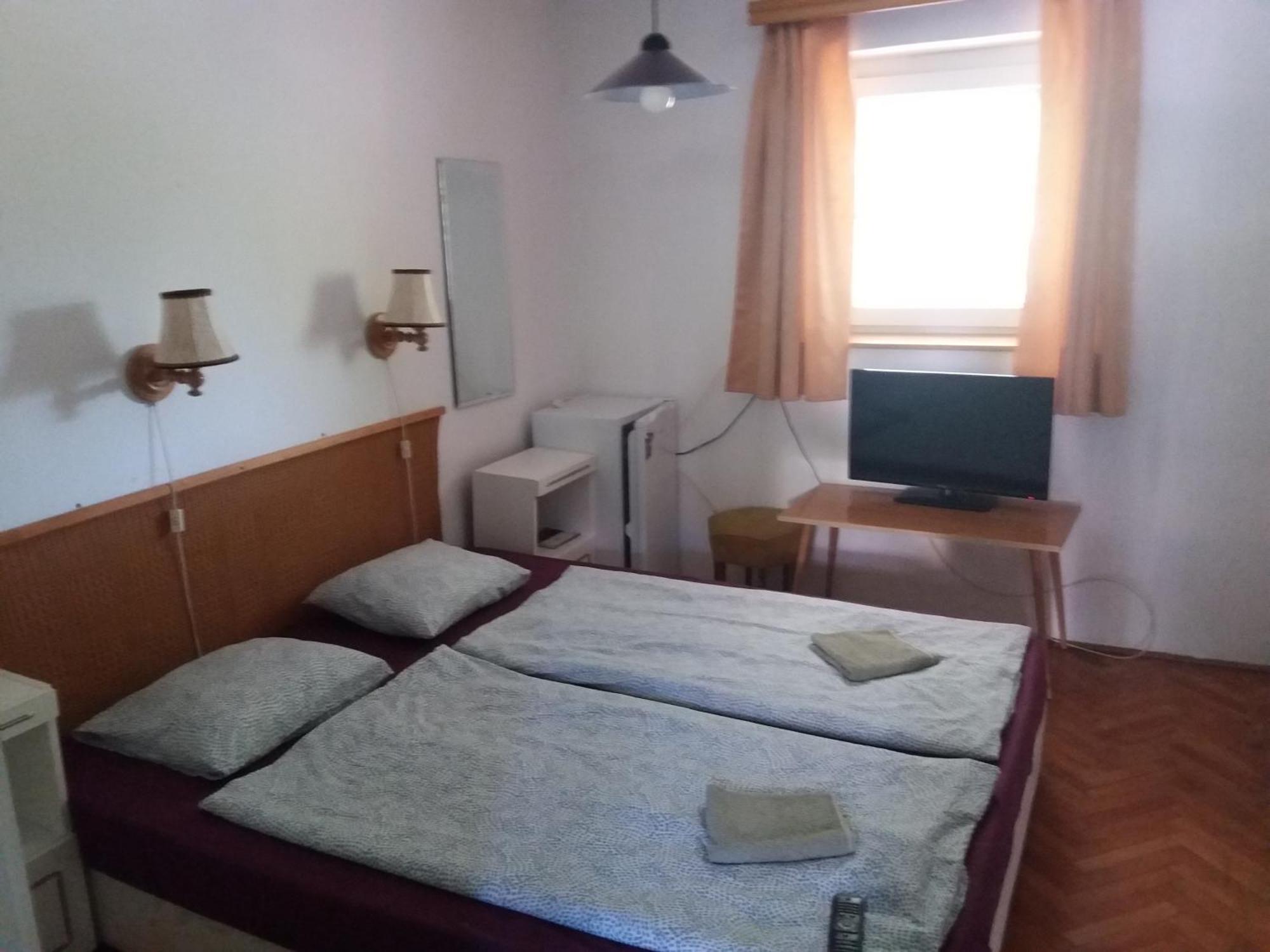 Badacsonyi Lugas Apartmanok Badacsonytomaj Esterno foto